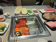 -海底捞火锅(新松江路生日主题店)