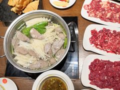 吊龙-牛焱·贵州黄牛肉火锅(城西银泰店)