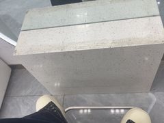 -百盛(万象城店)