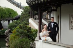 -雪中彩影婚纱摄影·微光艺术中心