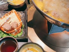 -湊湊火锅·茶憩(新中关购物中心店)