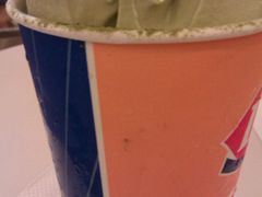 暴风雪-DQ·蛋糕·冰淇淋(新佳丽店)