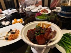 黑松露鲍鱼红烧肉-北京四季酒店·采逸轩
