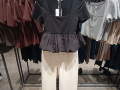 -URBAN REVIVO(上海中庚漫游城店)
