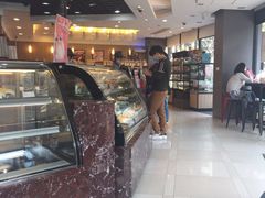 -85度C(生甜甜圈研究工坊·上海平凉店)
