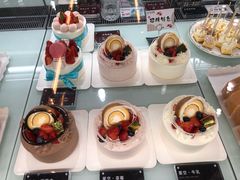 -卷心卷意·轻甜蛋糕(新光天地店)