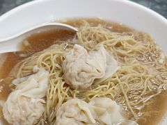 -燊意布拉肠云吞面(中山四路店)
