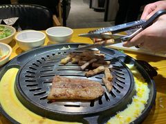 -喜来稀肉(北外滩白玉兰广场店)