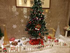 -铂逸梦秦酒店(横店梦幻谷店)