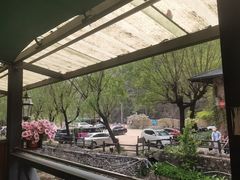 -北京水岸山吧度假村(雁栖镇店)