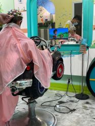 -爆米花儿童美发乐园