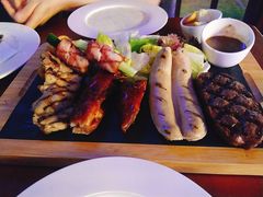 -鲨鱼美式餐厅酒吧Sharky