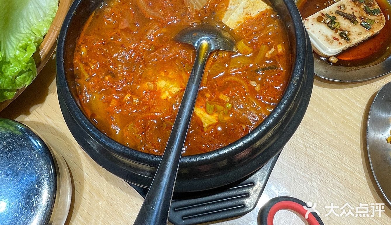 分量超大的韩式烤肉，味道也🉑