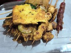 -许西美食一条街