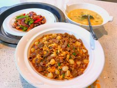 海肠贝丁捞饭-巧克力渔家.小船海鲜家常菜(万平口店)