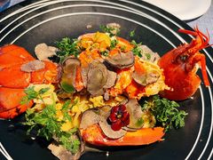 -弦月窗LUNETTE BY AMANDA(复兴路店)