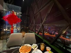 -东方明珠·空中旋转餐厅