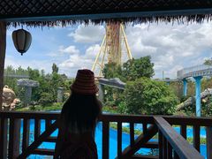 -七彩云南欢乐世界