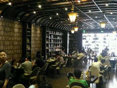 -钟书阁(松江泰晤士小镇店)