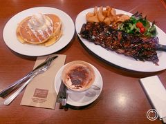 -Pancakes on the rocks(Darling Harbour)
