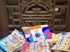 -昆明冠生园·蛋糕·面包(南强街店)