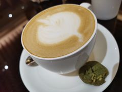 -广州中心皇冠假日酒店·汇点大堂吧