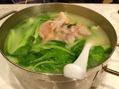 小白蹄砂锅-老半斋(福州路店)