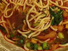 -爆炸头阿姨小四川正宗川味小吃(无任何分店)