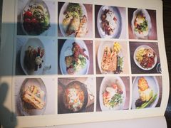 -ROAST coffee & eatery