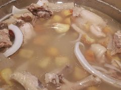 -三个椰子·现砍椰子鸡(金源CBD店)