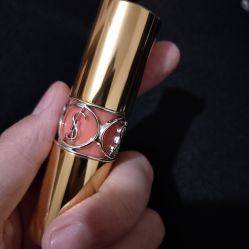 -YVESSAINTLAURENT