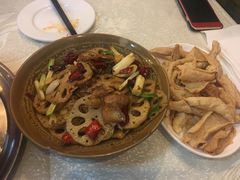 大碗藕片-湘肠香火锅店(团结湖店)