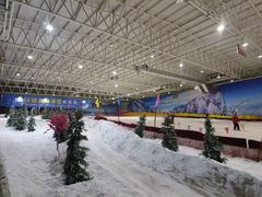 -赤马湖体育滑雪