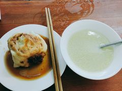 小米粥-宝瑞门钉肉饼店