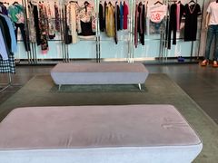 -Gucci(首创奥特莱斯店)
