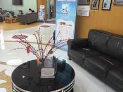 -雅悦齿科(顾村公园店)