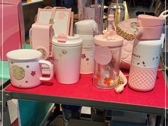 零售区-星巴克(杭州市民中心店)