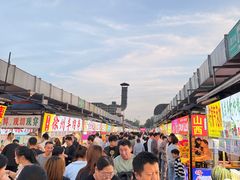 -大学城夜市大排档(凤栖路店)