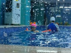 -Swim斯卫姆国际儿童游泳中心(红博中央公园店)