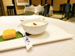 绿豆糕-Yan Ting 宴庭中餐厅(上海静安瑞吉酒店)