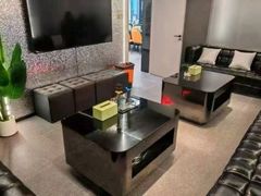 -玩坞轰趴馆·户外团建聚会主题生日派对馆(世豪广场店)