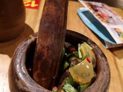 -老滇山寨•云南特色菜•地方菜•民族风情歌舞表演(金碧店)