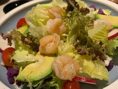 牛油果大虾沙拉-JUKEBOX玖部音乐餐厅(华侨城店)