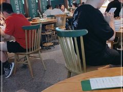 用餐区-费大厨辣椒炒肉(万家丽一店)