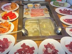 -蒙肥羊·酸汤潮牛·鲜牛肉火锅烤肉自助(岗顶店)