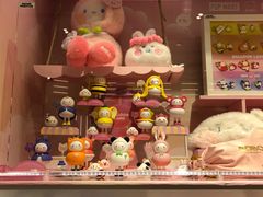 -泡泡玛特POPMART(国金街店)