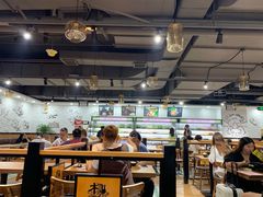 大堂-杨国福麻辣烫