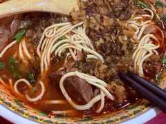 -金杨拉面王小吃面馆·牛三宝面·红烧牛肉粉