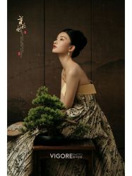 -雪中彩影婚纱摄影·微光艺术中心