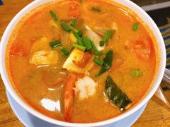 -两兄弟Song Pee Nong(2号店)